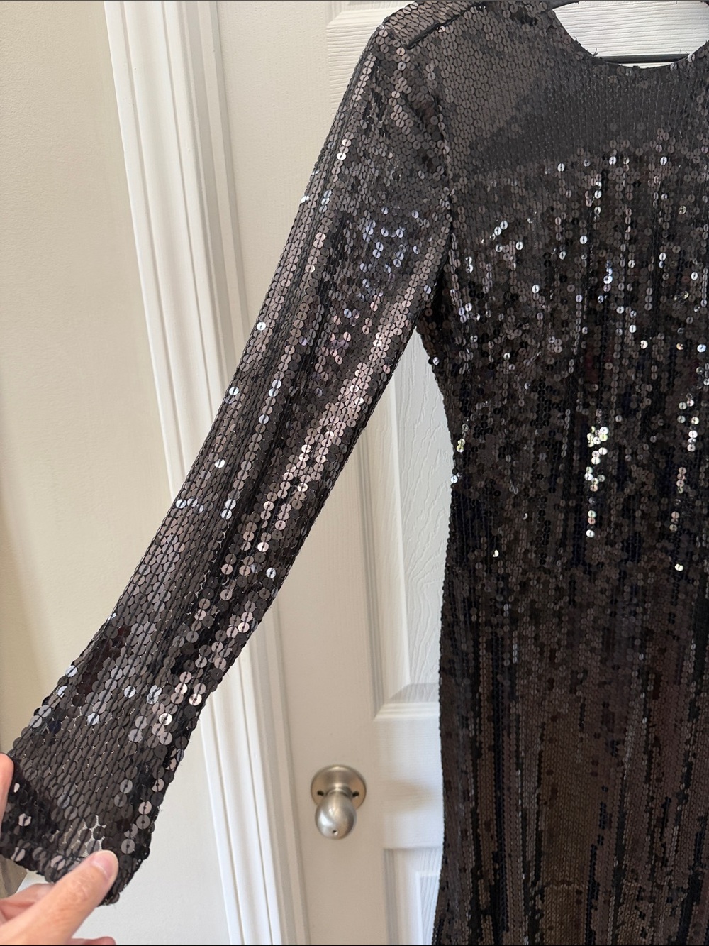 Mac Duggal Black Full-Length Sequin Long Sleeve Gown - Picture 8 of 16